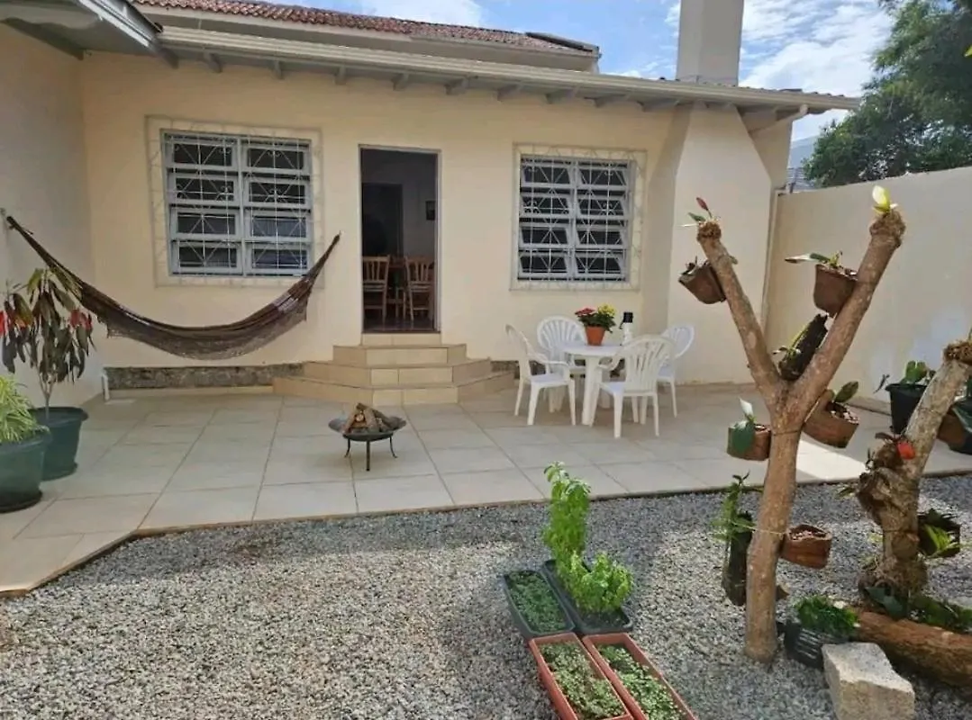 Dom wakacyjny Casa Na Praia Em Florianópolis